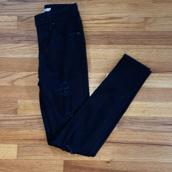 🥳HOST PICK🥳 Levis Black High Rise Skinny Jeans - Picture 2 of 8